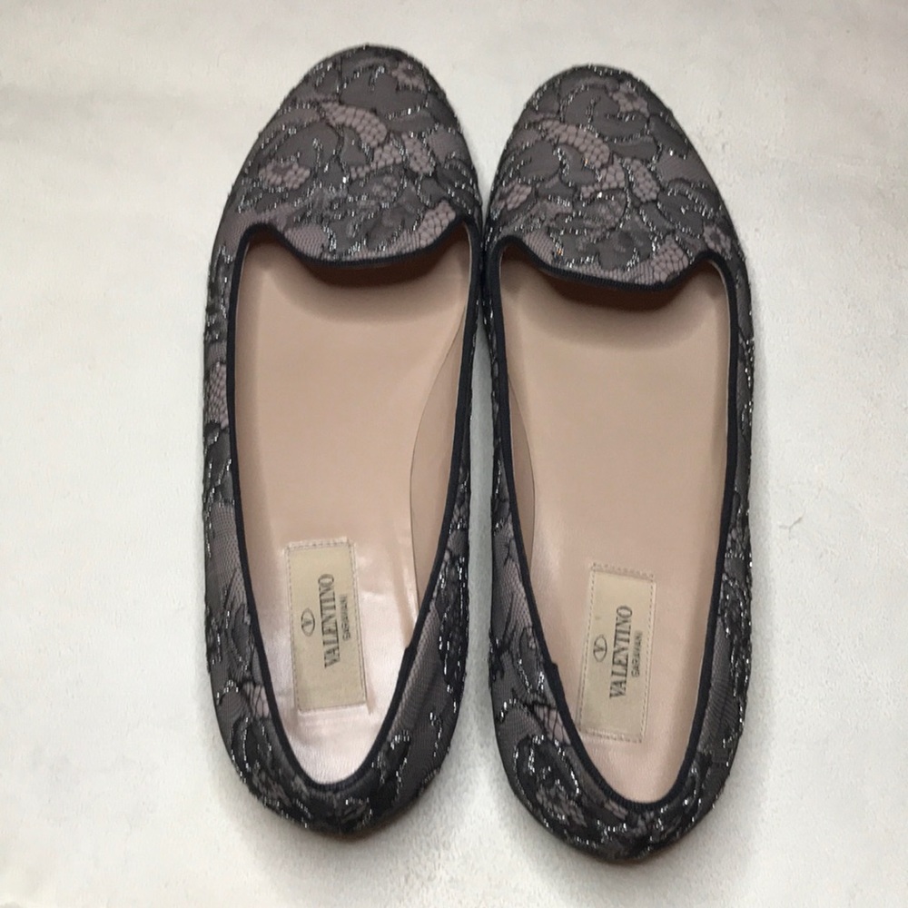 Valentino Garavani Caviar-Crystal Lace Smoking Slipper - Picture 14 of 15